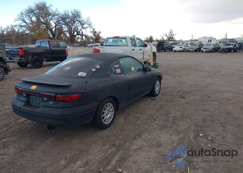 2000 Ford Escort Zx2 z USA, uszkodzony, nr VIN 3FAKP113XYR172251